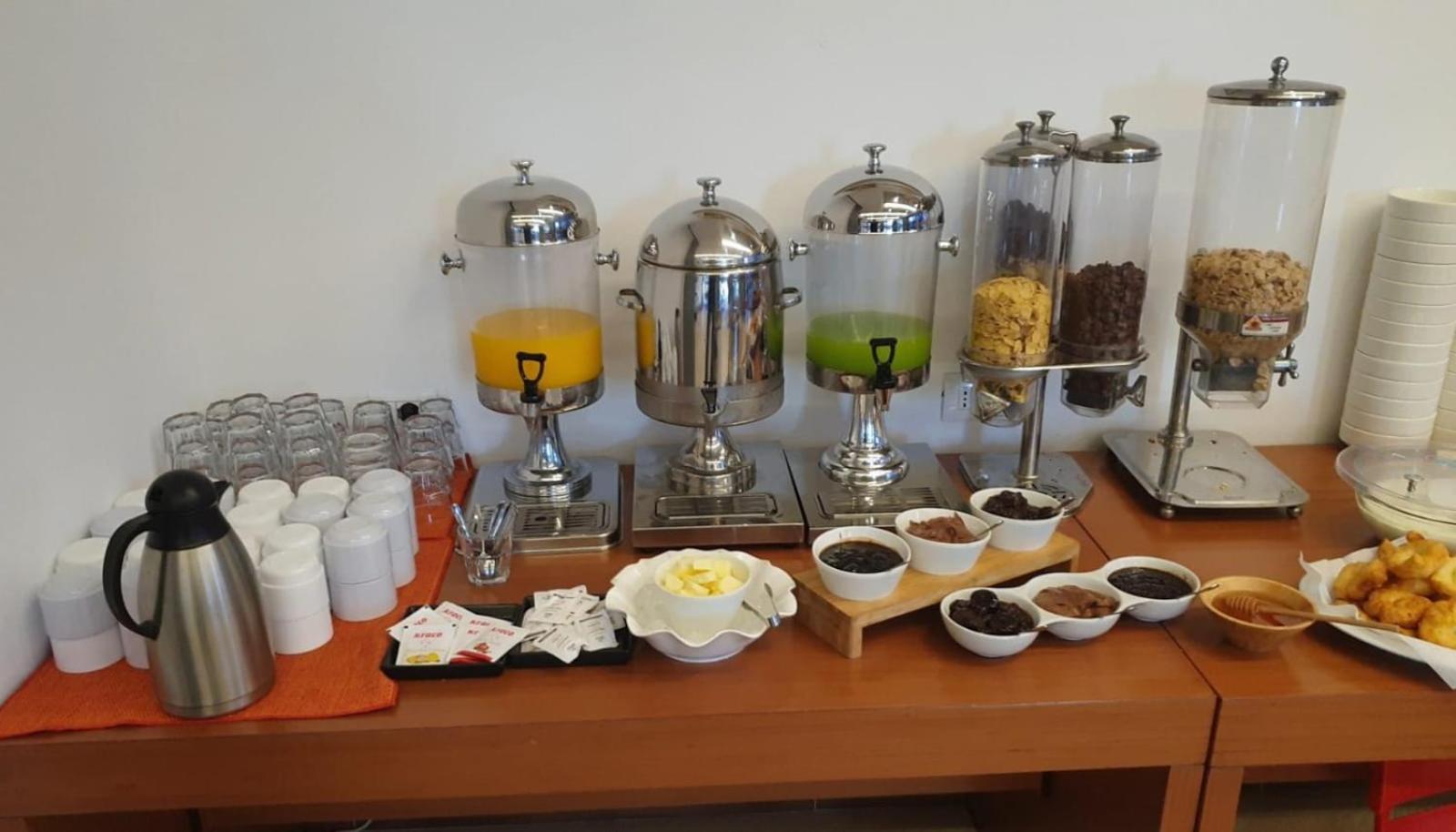 6 Milje Hotel